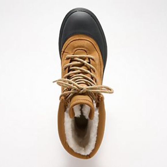 NWT UGG Koolaburra Waterproof Boots! - Picture 2 of 15